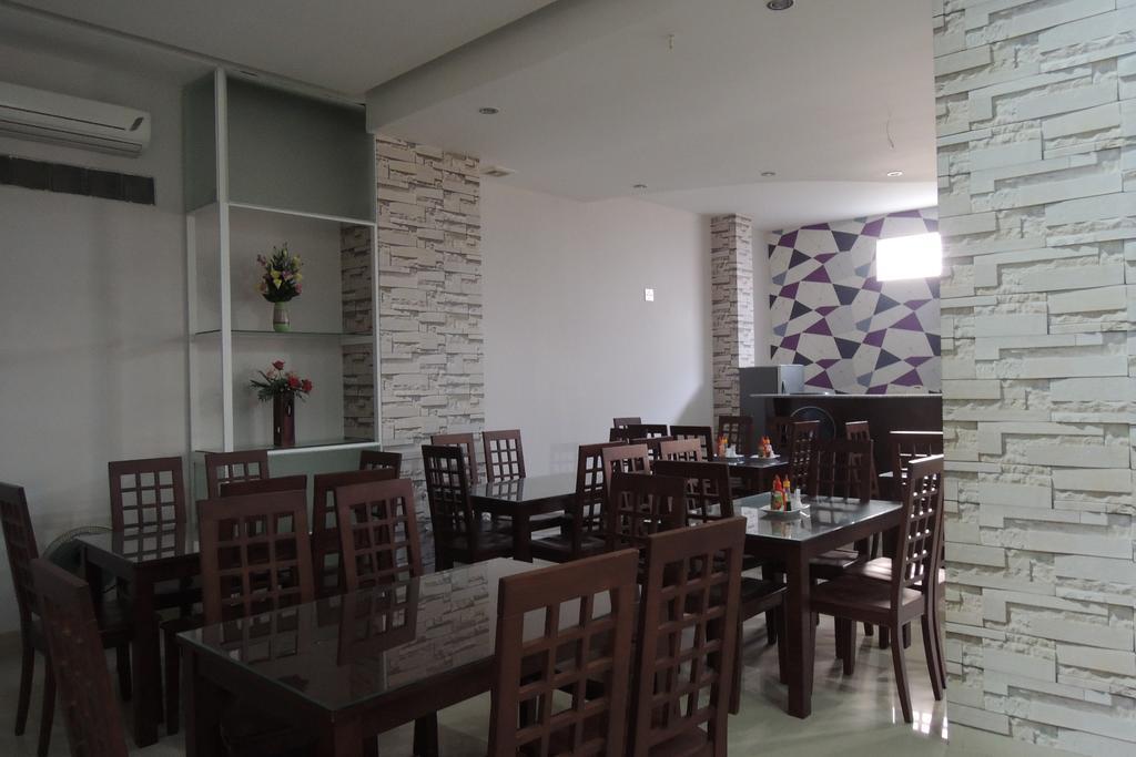Ocean Bay Hotel Nha Trang Buitenkant foto